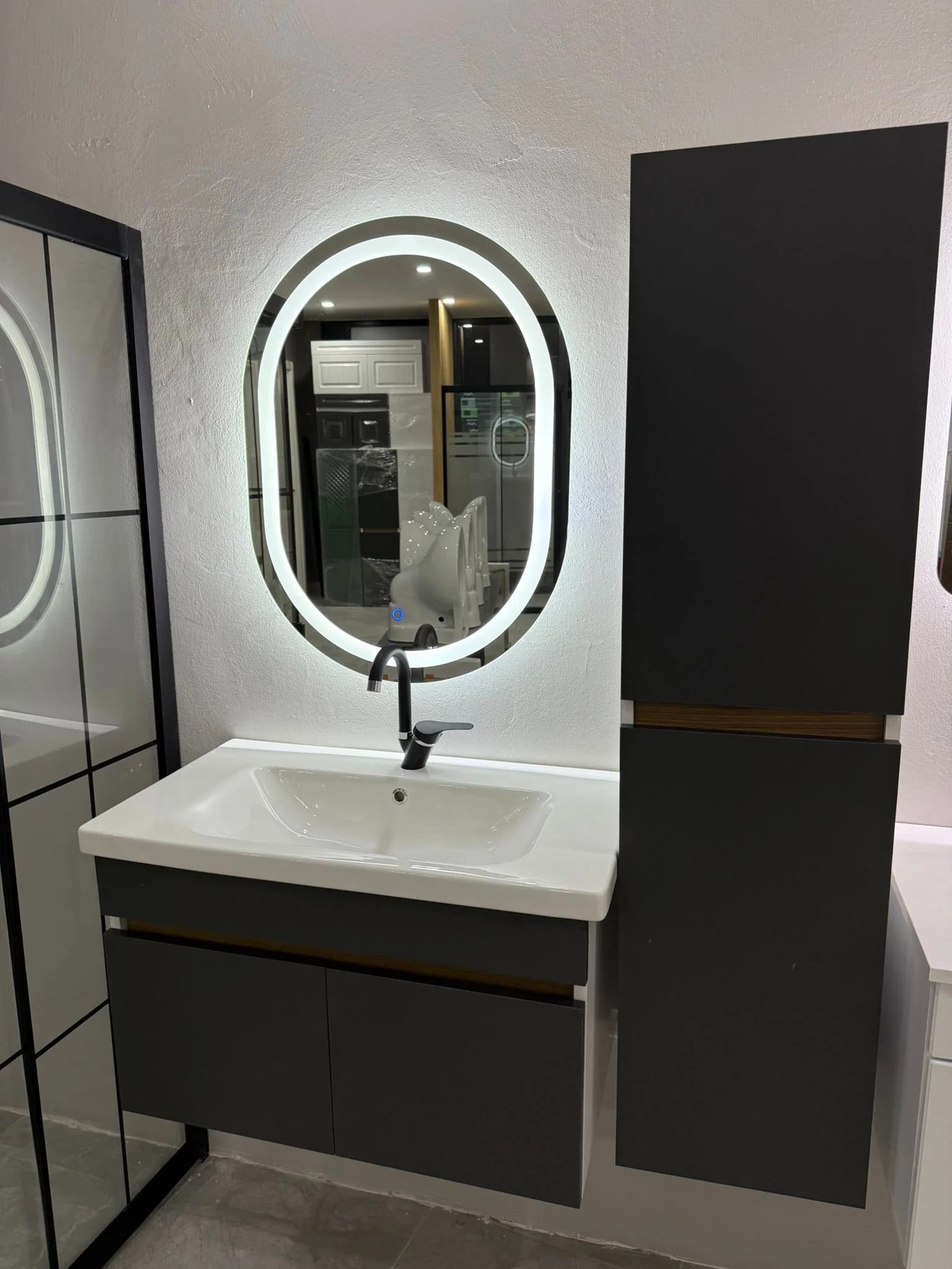 Mat Siyah Yüksek Lavabo Bataryası